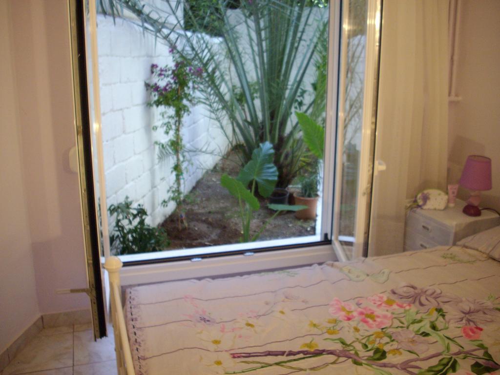 Lilly'S Appartments أثينا الغرفة الصورة