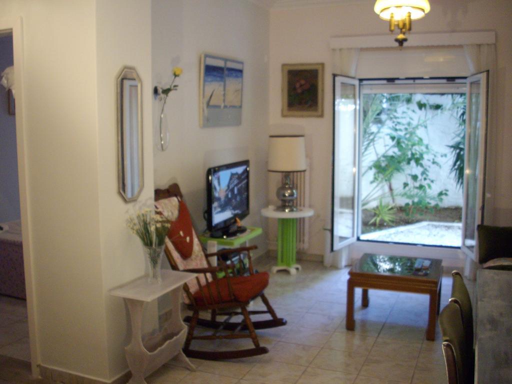 Lilly'S Appartments أثينا الغرفة الصورة