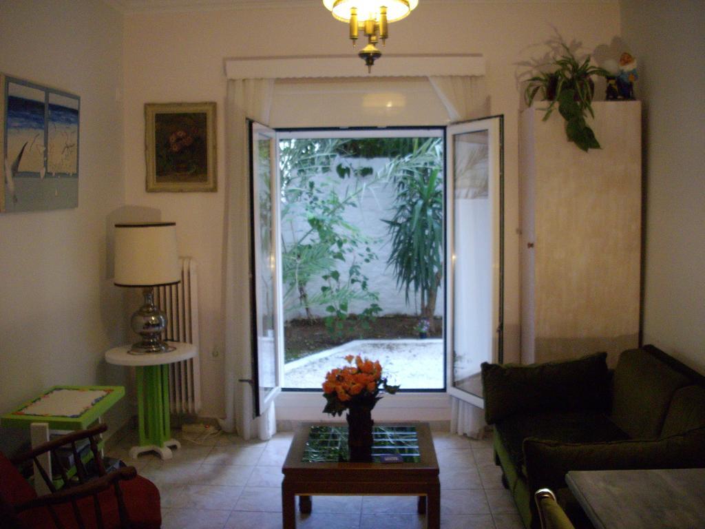 Lilly'S Appartments أثينا الغرفة الصورة